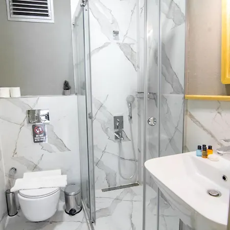 Cozy Modern In Beyoglu Provincia di Istanbul